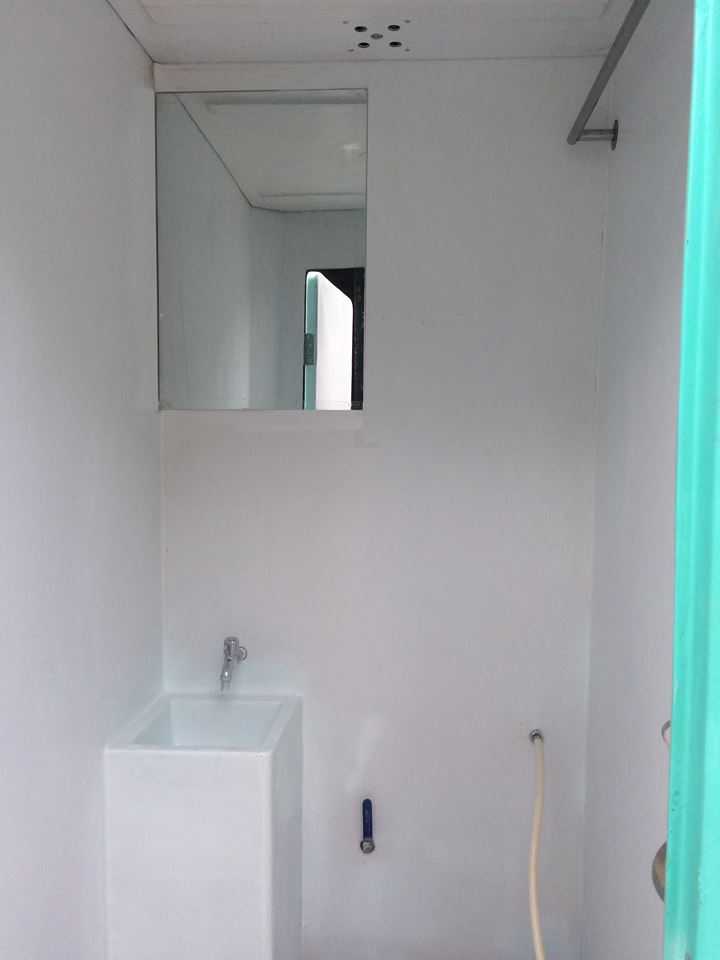 Gương phòng tắm chuyên dùng, hệ thống điện và nước âm tường