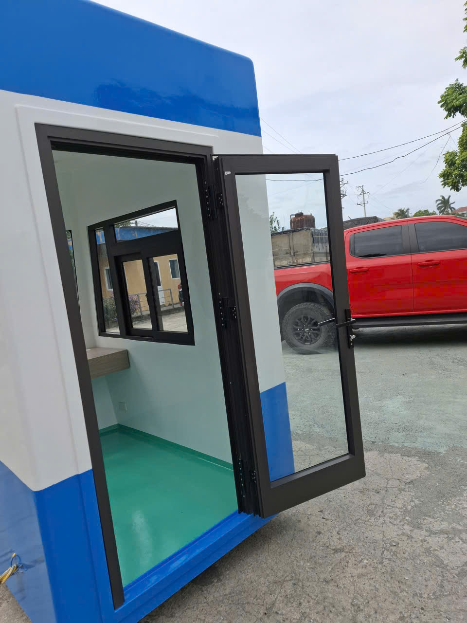 Cửa sổ và cửa chính đều sử dụng nhôm Xingfa chính hãng